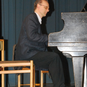 NID-3255_koncert04.JPG