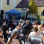 NID-7628_kerti_party131.JPG